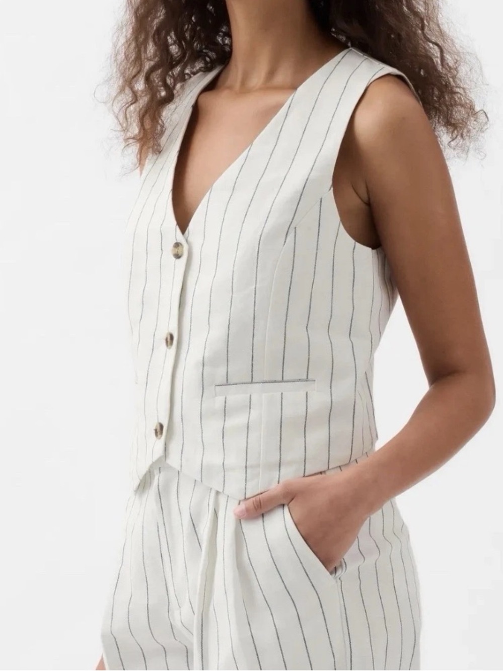 GAP Women's White and Blue Striped Linen-Cotton Vest